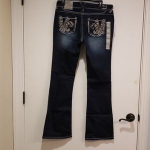 Vanity Premium Collections